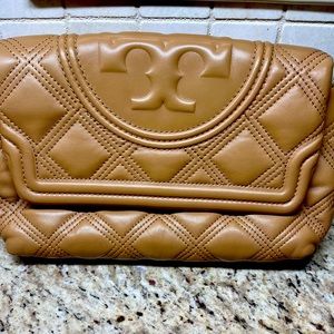 Tory Burch Fleming Soft Leather Clutch